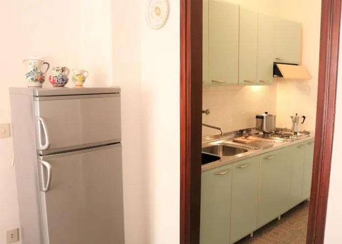 Apartment Flat Just 80m From The *